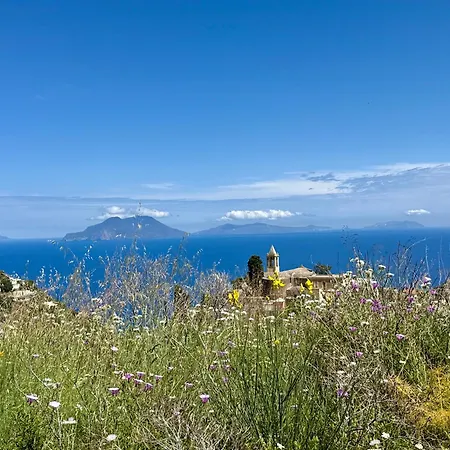 Villa Monte Giulia Filicudi