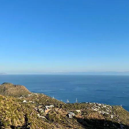 Villa Monte Giulia Filicudi 빌라 Case Zuccogrande